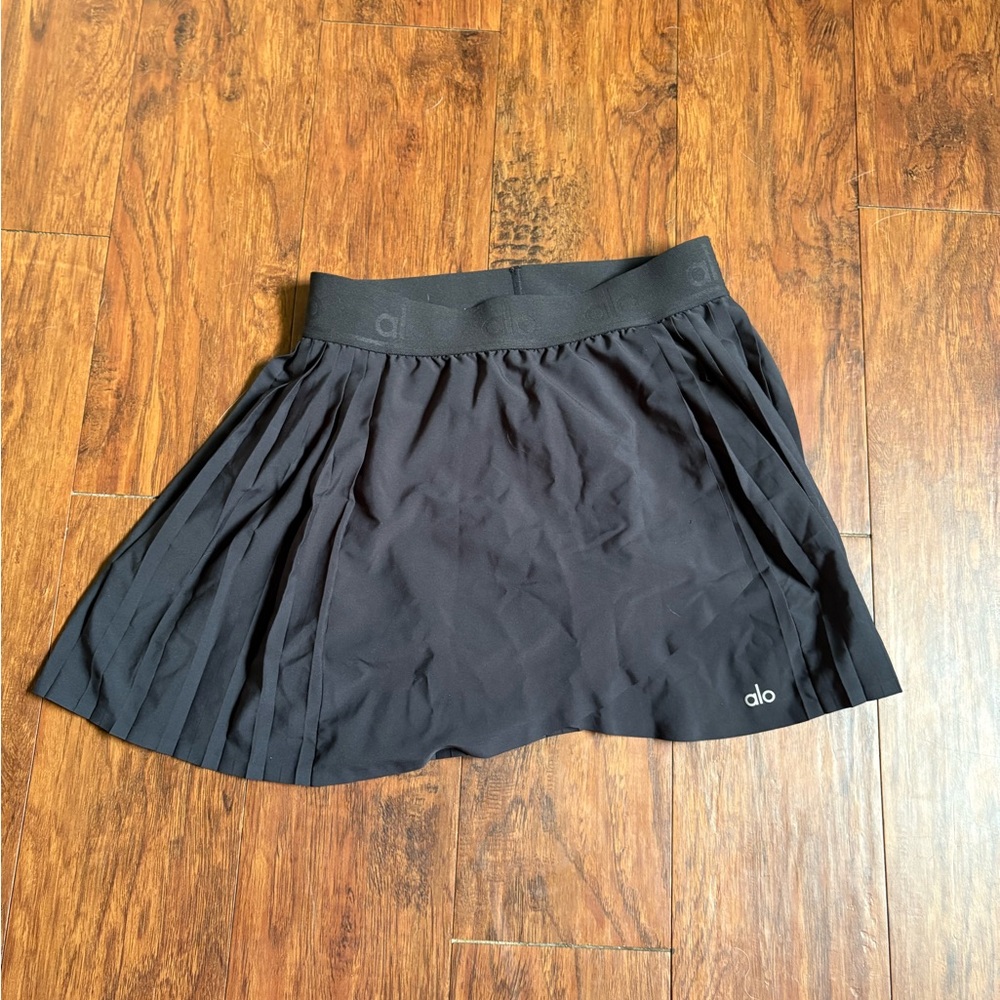 ALO Yoga Black Mini Skater Skirt with Pleats